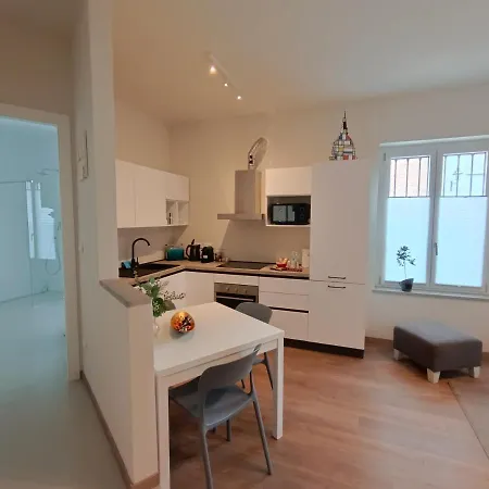 Santa Chiara Nuovo In Centro Di *