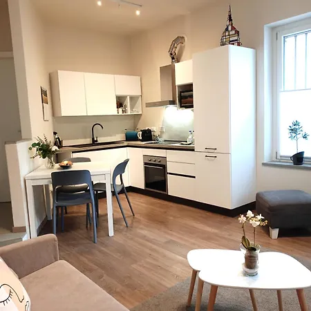 Santa Chiara Nuovo In Centro Di * ברה