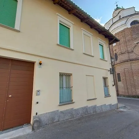 Santa Chiara Nuovo In Centro Di Bra