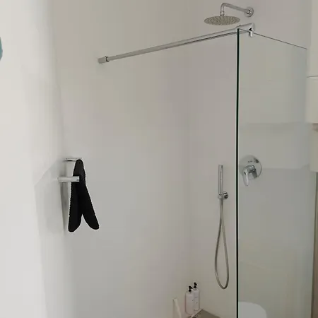 Santa Chiara Nuovo In Centro Di * ברה